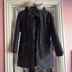 Size 11/12 Y maoo garden winter coat